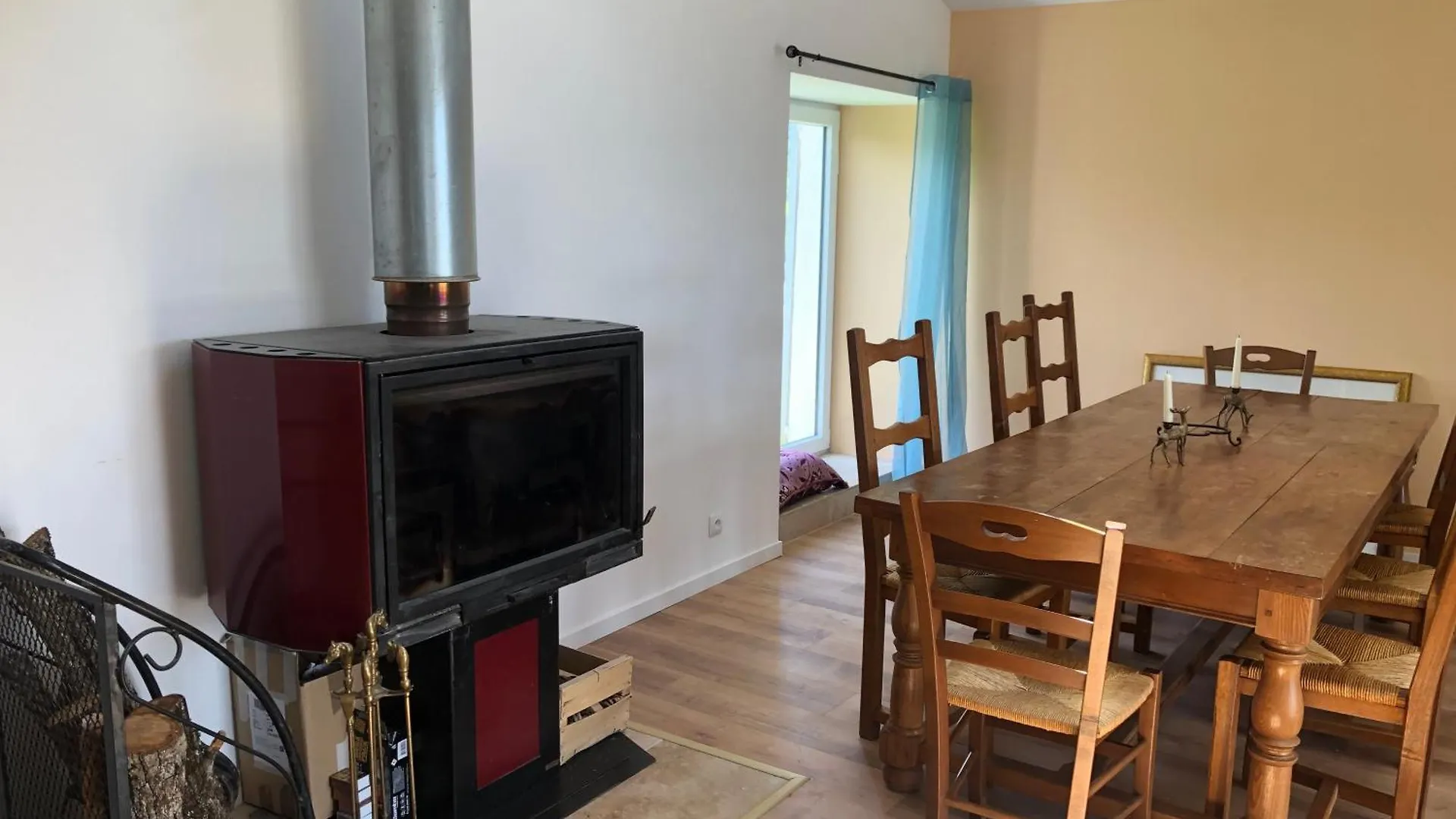 Country Home With Beautiful Views Sigoyer  France