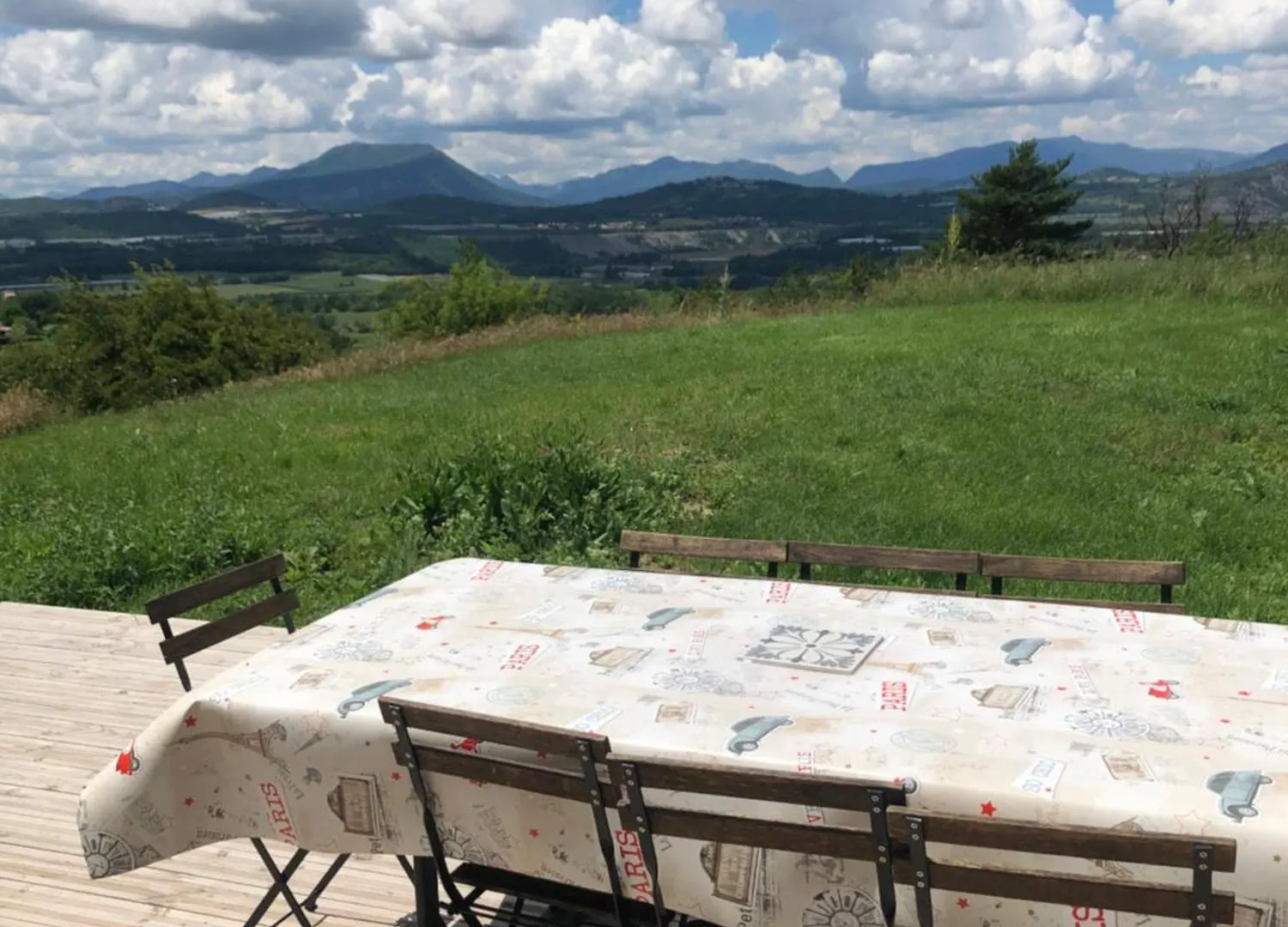 Country Home With Beautiful Views Sigoyer  Bed & Breakfast